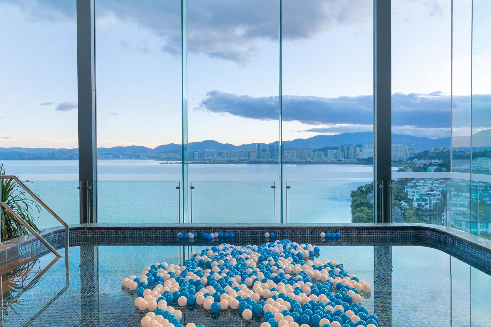 Hotel Indigo Dali Erhai By Ihg 외부 사진